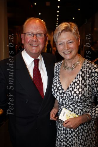 Amsterdam 4 april 2008
Premiere Porgy and Bess in carre. Maria v d Hoeven met man en Gerrit zalm met vrouw