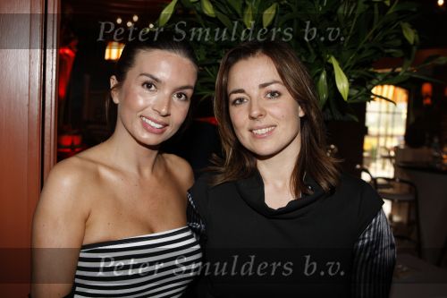 de Meern 6 april 2009
Charity Diiner SOS horse foundation. Rossana Lima Kluivert met Marianne thieme en Nathalie v Tellingen
Peter Smulders bv
