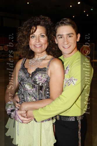 Amsterdam 23 oktober 2007
Nance Coolen en Gerard Joling bij presentatie sterren dansen op het ijs van sbs6  op de jaap eden baan. Maribelle