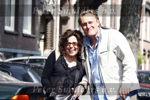 Amsterdam 30 april 2009
Maribelle met haar man tijdens koninginnedag.
Peter Smulders bv