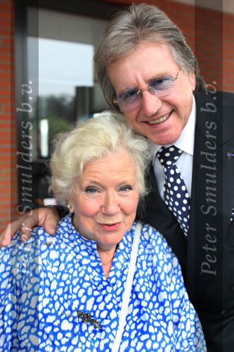 Herpen ( Gemeente Oss ),  27 Mei 2008
Koningin Beatrix bij opening van het nieuwe gebouw \