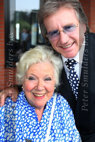 Herpen ( Gemeente Oss ),  27 Mei 2008
Koningin Beatrix bij opening van het nieuwe gebouw \