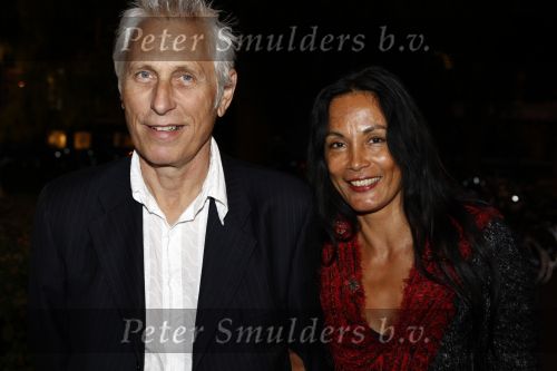 Utrecht 27 september 2008
Premiere Wapen van Geldrop in schouwburg van Utrecht. Thijs Romer is de regisseur. Marion Bloem met man ....
Peter Smulders bv