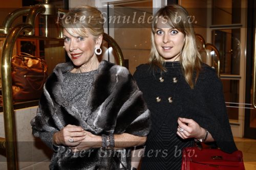 Amsterdam 7 maart 2009
Modeshow Mart Visser in het Hilton. Marion Lambriks met dochter Caroline Lommaert
Peter Smulders bv
