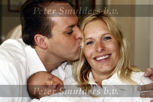 Fijnaart 11 mei 20-09
Frans en Mariska bauer met hun lasatste aanwinst Lucas. Ook Christiaan Frans en Jan waren natuurlijk aanwezig.
Peter Smulders bv