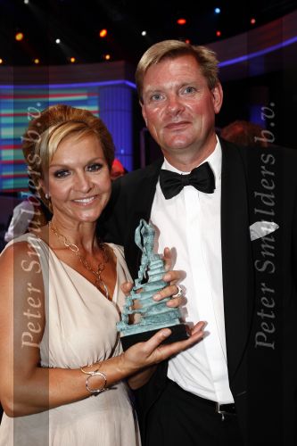Hilversum 2 juni 2008
Uitreiking musical awards in studio 22. Mariska v Kolk met man
Peter Smulders bv