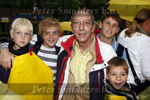 Wassenaar 9 juni 2008
Premiere Sittah in pretpark Duinrell. 
Vader Mariska v Kolck met kinderen en kleinkinderen
