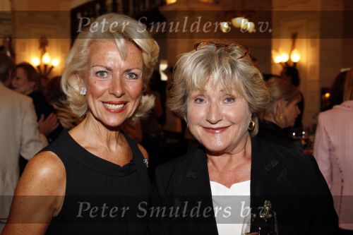 Amsterdam 9 september 2007
Modeshow Frans Molenaar in het Amstel Hotel met oa Kim Feenstra Micky Hoogendijk en Irene v d Laar. Marjon lambriks en  Jasperina de Jong