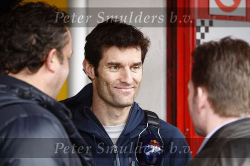 Barcelona 11 maart 2009
Test dag voor de formule 1 teams op het circuit van Barcelona. Mark Webber met Jos Verstappen en Jack Plooij
Peter Smulders bv