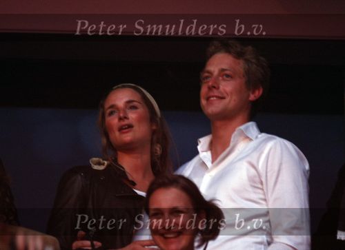 Amsterdam 26 mei 2008
 Lieke v Lexmond en Mark v Eeuwen tijdens het meezing concert van Andre Hazes in de arena.