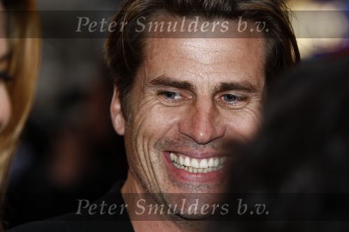 Amsterdam 16 april 2009
Premiere He \'s not just into you in Tuschinski. Mark v d Loo  
Peter Smulders bv