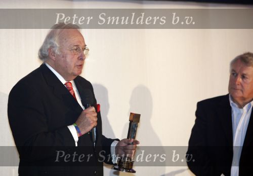 Hilversum 26 januari 2009
Mart Smeets krijgt ouevre prijs bij uitreiking gouden beelden. Mart met Koos Postema en Bridget Maasland
Peter Smulders bv