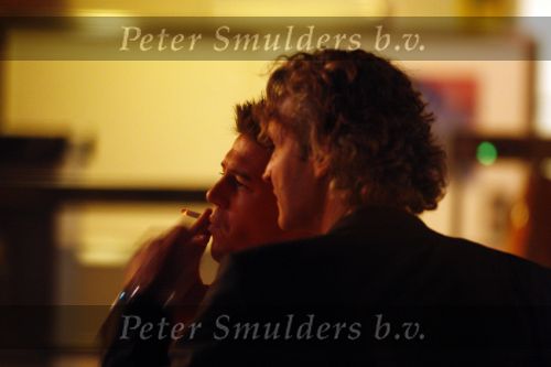 Hilversum 12 januari 2008
Erland Galjaard op naborrel van idols. Hij heeft niet met Wendy v Dijk staan praten.