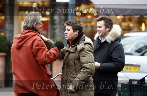Amsterdam 17 januari 2008
Martijn Krabbe en Winston Gerschtanowitz  tijdens opnames op de cornelis schuytsstraat. Martijn zijn vader   Jeroen komt langs