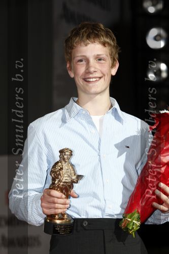Amsterdam 9 maart 2009
Martijn Lakemeier krijgt Rembrandt voor zijn rol in oorlogswinter.
Peter Smulders bv