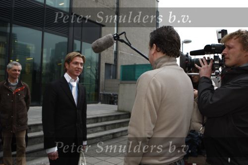 Amsterdam 13 februari 2008 
Rechtzaak van Rob de Nijs en Belinda Meuldijk ivm rattengate. Martijn v d Berg en Thierry Duval waren ook aanwezig alsmede Astrid Collee
Peter Smulders bv