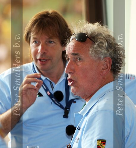 Le Mans, 12 Juli 2008
Le Mans Classic 2008
TV verslaggever/Programmamaker Martin Utberg van Topspeed TV in gesprek met Albert Westerman van State of Art
