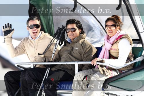 Lech 26 februari 2008
Connie Breukhoven met hans  Shanna Marvin en PA Edwin op ski vakantie in Lech.
Peter Smulders bv