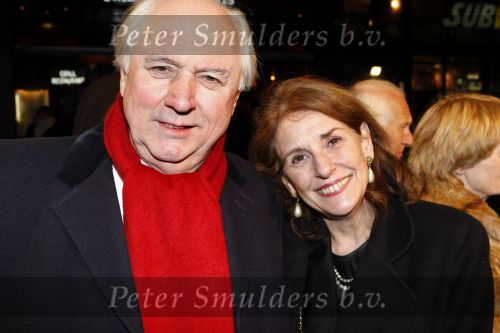 Amsterdam 19 november 2007
Premiere van de scheepsjongens van de bontekoe in tuschinski.   Matthijs v Heijninge met vrouw