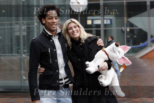 Amsterdam 7 februari 2009
Maud Mulder met haar vriend op straat.
Peter Smulders bv