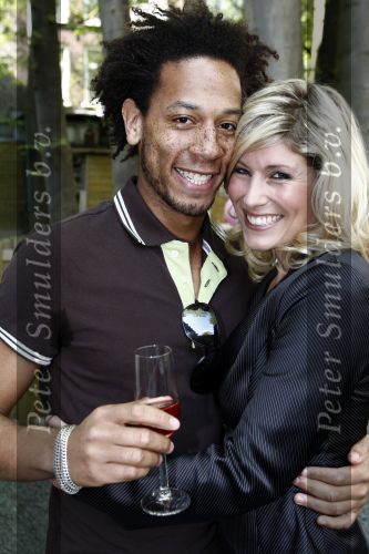 Amsterdam 21 april 2009
Maud Mulder loopt modeshow bij Je t\'aime. maud met vriend
Peter Smulders bv