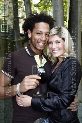 Amsterdam 21 april 2009
Maud Mulder loopt modeshow bij Je t\'aime. maud met vriend
Peter Smulders bv