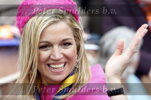 Makkum en Franeker30 april 2008
Koninginnedag 2008 met Koningin Beatrix Prins Willem Alexander Friso Constantijn Maurits Floris Pieter Christiaan Pieter v Vollenhoven en de prinsessen Maxima Laurentien Mabel Aimee Anita Margriet en Marilene.
Peter Smulders bv