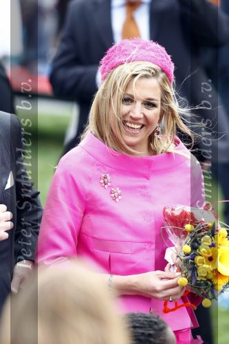Makkum en Franeker30 april 2008
Koninginnedag 2008 met Koningin Beatrix Prins Willem Alexander Friso Constantijn Maurits Floris Pieter Christiaan Pieter v Vollenhoven en de prinsessen Maxima Laurentien Mabel Aimee Anita Margriet en Marilene.
Peter Smulders bv