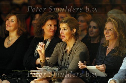Amsterdam 1 december 2007
Prinses Maxima bij woman s inc in de beurs van berlage.