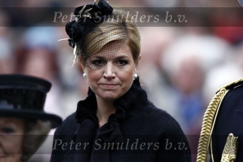 Amsterdam 4 mei 2009
Dodenherdenking op de dam met oa aanwezig Koningin Beatrix Prins Willem Alexander en prinses maxima.
Peter Smulders bv