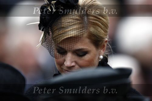 Amsterdam 4 mei 2009
Dodenherdenking op de dam met oa aanwezig Koningin Beatrix Prins Willem Alexander en prinses maxima.
Peter Smulders bv