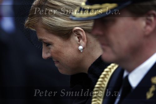 Amsterdam 4 mei 2009
Dodenherdenking op de dam met oa aanwezig Koningin Beatrix Prins Willem Alexander en prinses maxima.
Peter Smulders bv