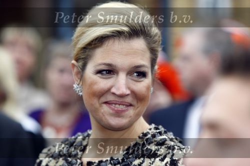 Den Haag 4 december 2007
Prinses Maxima en prinses Mathilde van Belgie bij de presentatie van een boek over kunst in museum Den Haag. Maxima en Mathilde dragen allebei ongeveer dezelfde kleding/outfit.