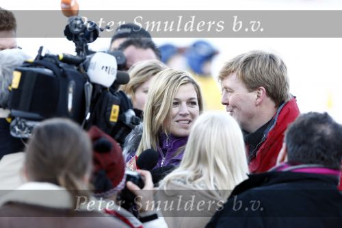 Lech 10 februari 2008
Fotosessie Koninklijke familie. Aanwezig waren Koningin Beatrix Maxima Prins Willem Alexander Amalai Alexia Ariane Prins Constantijn Prinses Laurentien Eloise Claus Cazimir en Elenore.
Peter Smulders bv