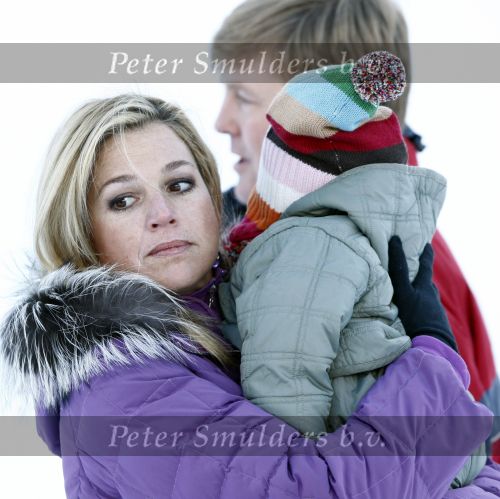 Lech 10 februari 2008
Fotosessie Koninklijke familie. Aanwezig waren Koningin Beatrix Maxima Prins Willem Alexander Amalai Alexia Ariane Prins Constantijn Prinses Laurentien Eloise Claus Cazimir en Elenore.
Peter Smulders bv