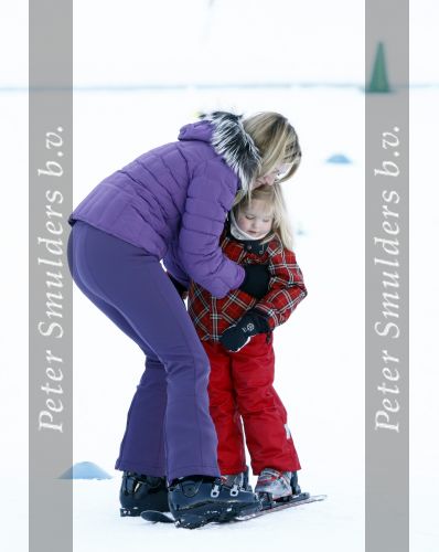 Lech 10 februari 2008
Fotosessie Koninklijke familie. Aanwezig waren Koningin Beatrix Maxima Prins Willem Alexander Amalai Alexia Ariane Prins Constantijn Prinses Laurentien Eloise Claus Cazimir en Elenore.
Peter Smulders bv