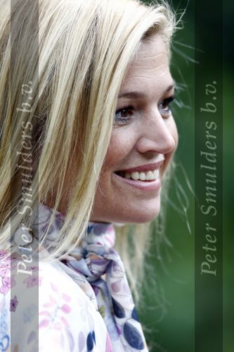 Wassenaar 11 juli 2008
Foto uurtje met prinses Maxima Prins Willem Alexander  en hun dochters Amalia Alexia en Ariane . Ze komen aanrijden in bakfiets.
Peter Smulders bv
