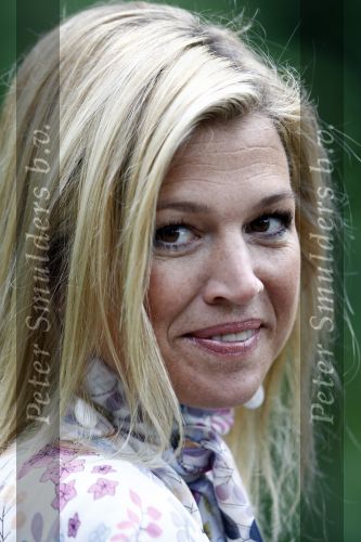 Wassenaar 11 juli 2008
Foto uurtje met prinses Maxima Prins Willem Alexander  en hun dochters Amalia Alexia en Ariane . Ze komen aanrijden in bakfiets.
Peter Smulders bv