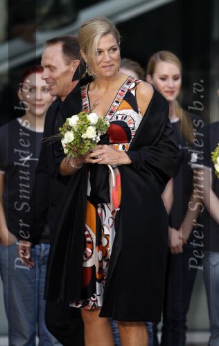 Amsterdam 11 september 2007
Koningin Beatrix en prinses Maxima bij voorstelling voor 75e verjaardag van Hans v Maanen in het muziektheater.