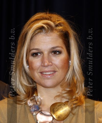 Amsterdam  12 december 2007
Uitreiking prins Claus prijzen in het muziekcentrum aan het ij. Orinses Maxima Laurentien Mabel Koningin Beatrix Prins Willem Alexander Friso en Constantijn zijn daarbij aanwezig.