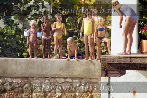 Curacao 13 augustus 2002
Prins Willem Alexander en Maxima aan het zonnen bij hun appartement