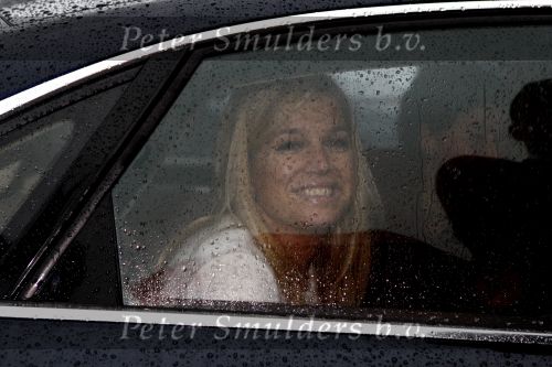 Mdedemblik 17 oktober 2007
Prinses Maxima  bezoekt de Jumbo speelgoed fabriek en doet werk achter de lopende band. Ook speelt ze met kinderen mens erger je niet.
