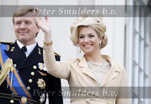 Den Haag 18 september 2007
Koningin Beatrix Prins Willem Alexander Maxima Prinses Margriet Pieter v Vollenhoven Prins Constantijn en Prinses Laurentien bij prinsjesdag met de gouden koets.