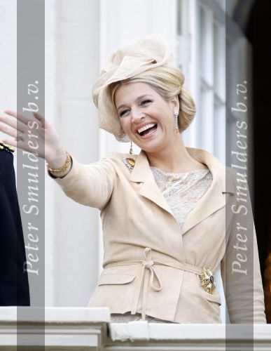 Den Haag 18 september 2007
Koningin Beatrix Prins Willem Alexander Maxima Prinses Margriet Pieter v Vollenhoven Prins Constantijn en Prinses Laurentien bij prinsjesdag met de gouden koets.