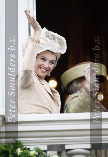 Den Haag 18 september 2007
Koningin Beatrix Prins Willem Alexander Maxima Prinses Margriet Pieter v Vollenhoven Prins Constantijn en Prinses Laurentien bij prinsjesdag met de gouden koets.