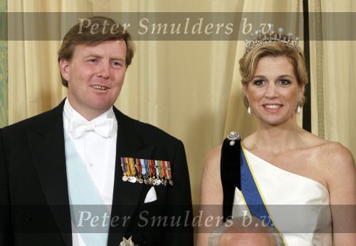Den Haag 21 april 2009
Staatsbezoek van Koning Carl Gustav en koningin Silvia aan Nederland. Prinses Maxima Koningin Beatrix Prins Willem Alexander Pieter v Vollenhoven en prinses Margriet.
Peter Smulders bv