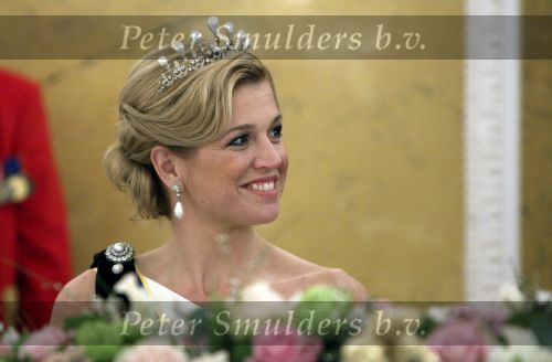 Den Haag 21 april 2009
Staatsbezoek van Koning Carl Gustav en koningin Silvia aan Nederland. Prinses Maxima Koningin Beatrix Prins Willem Alexander Pieter v Vollenhoven en prinses Margriet.
Peter Smulders bv