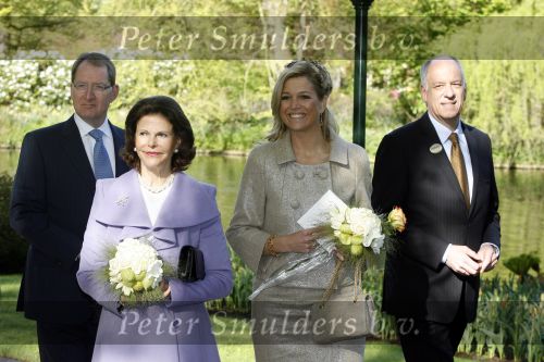 Lisse 22 april 2009
Prinses maxima en koningin Silvia van Zweden in de keukenhof.
Peter Smulders bv