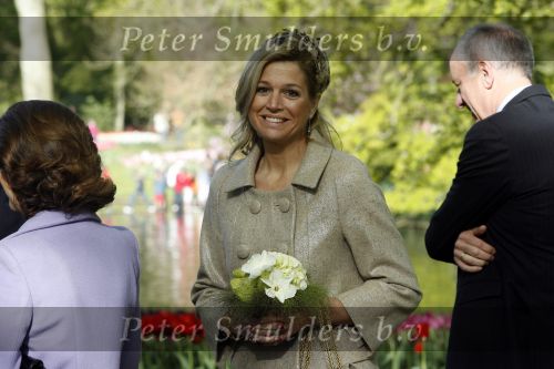 Lisse 22 april 2009
Prinses maxima en koningin Silvia van Zweden in de keukenhof.
Peter Smulders bv