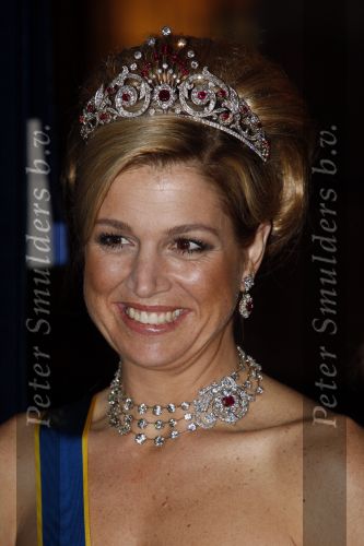 Den Haag 22 april 2009
Diner met de koninklijke familie van zweden en nederland. Aanwezig waren Prinses Maxima Koningin Beatrix Prins Willem Alexander Prinses Margriet Koning Carl Gustav en Koningin Silvia.
Peter Smulders bv
